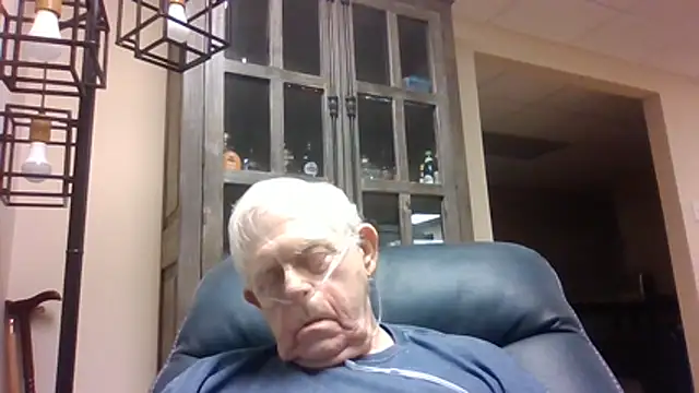 Snapshot of bootlegmanz chatting on July 11, 2026, 5:37 pm bootlegmanz online show from July 11, 2026, 5:37 pm