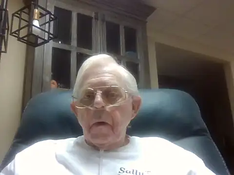 Snapshot of bootlegmanz chatting on July 19, 2026, 3:16 pm bootlegmanz online show from July 19, 2026, 3:16 pm