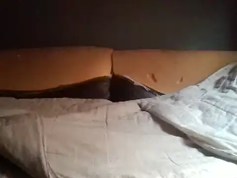 Snapshot of SmallGoodNutts chatting on February 9, 2025, 5:19 am SmallGoodNutts online show from February 9, 2025, 5:19 am