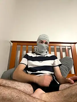 TheBestbrando88 online show from November 4, 2025, 12:43 am