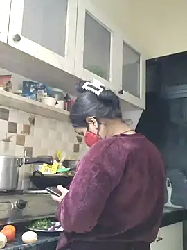 IND COUPLE1 online show from December 14, 2024, 6:52 pm