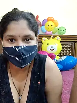 IND COUPLE1 online show from February 23, 2025, 7:49 pm