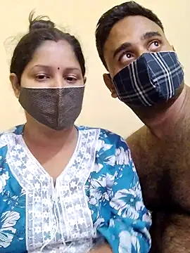 IND COUPLE1 online show from October 13, 2025, 6:41 pm