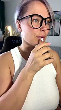 Charming Daphny online show from July 18, 2026, 8:51 am