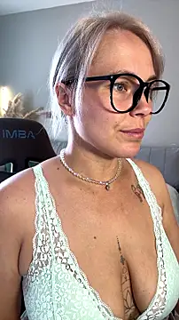 Charming Daphny online show from July 24, 2026, 7:28 am