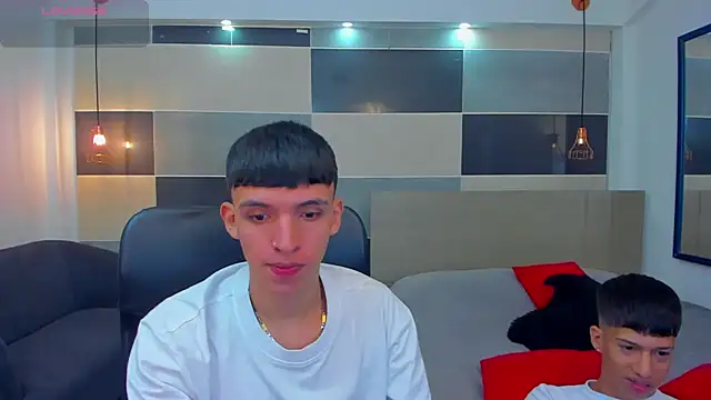 Snapshot of Juan_Nd_Steven chatting on March 2, 2025, 12:54 pm Juan Nd Steven online show from March 2, 2025, 12:54 pm