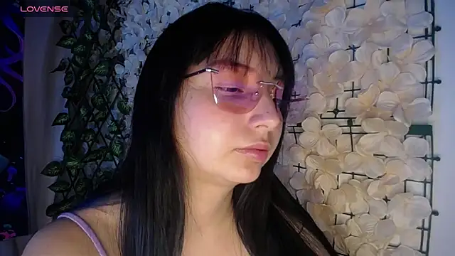 barbarablade online show from February 13, 2026, 8:49 pm