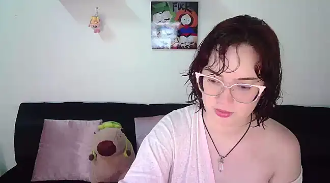 Snapshot of AndrewAnndCherry chatting on January 24, 2025, 1:35 am AndrewAnndCherry online show from January 24, 2025, 1:35 am