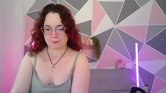 Snapshot of AndrewAnndCherry chatting on June 26, 2026, 10:58 pm AndrewAnndCherry online show from June 26, 2026, 10:58 pm