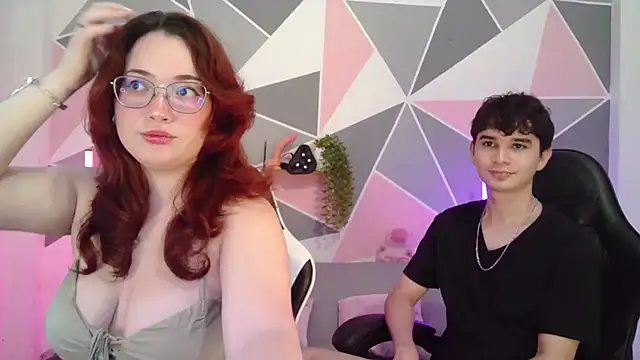Snapshot of AndrewAnndCherry chatting on July 13, 2026, 10:56 pm AndrewAnndCherry online show from July 13, 2026, 10:56 pm