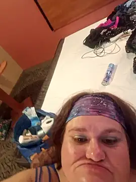 mcv131985 online show from October 17, 2025, 4:15 am