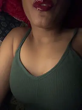 Snapshot of Hot_Goldengirl chatting on May 4, 2026, 7:54 pm Hot Goldengirl online show from May 4, 2026, 7:54 pm