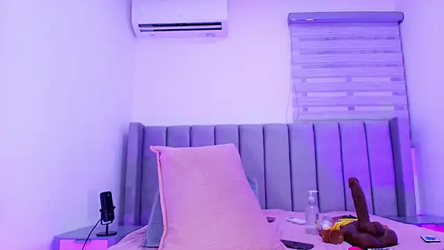 Brandhy v online show from February 7, 2026, 11:58 am