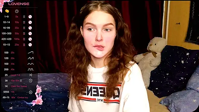 Snapshot of Jenna_Sativa chatting on December 3, 2024, 6:59 am Jenna Sativa online show from December 3, 2024, 6:59 am