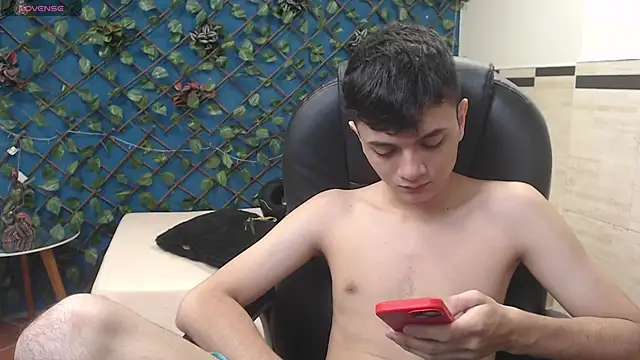 Waturox online show from September 16, 2025, 7:04 pm