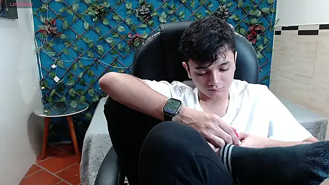 Waturox online show from October 8, 2025, 7:22 pm