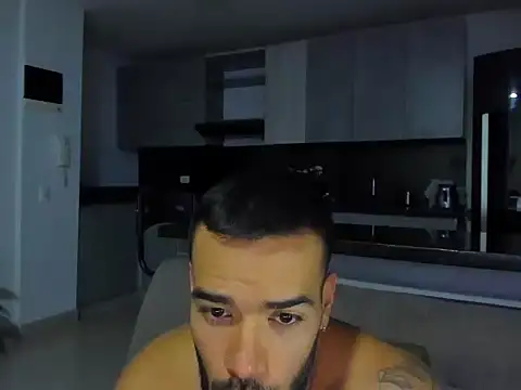 Alexander Martines online show from November 7, 2025, 10:54 pm