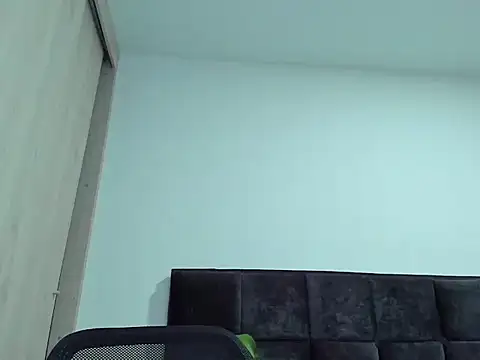 Snapshot of Alexander_Martines chatting on May 7, 2026, 11:21 pm Alexander Martines online show from May 7, 2026, 11:21 pm