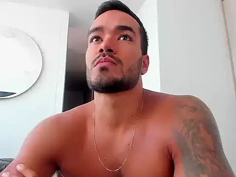 Snapshot of Alexander_Martines chatting on June 17, 2026, 8:54 pm Alexander Martines online show from June 17, 2026, 8:54 pm