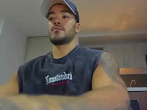 Alexander Martines online show from August 3, 2026, 12:42 am
