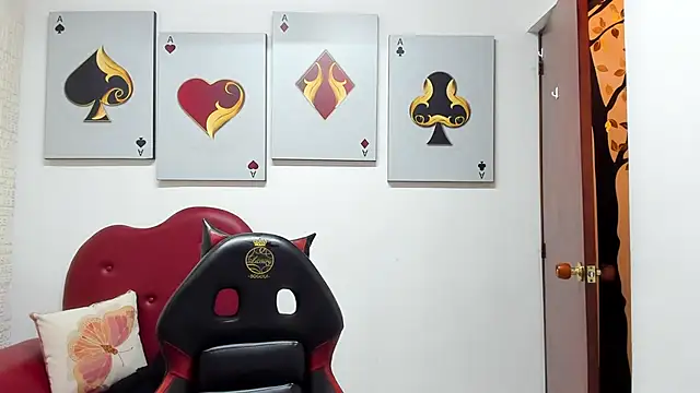 Salomeediaz  online show from November 29, 2025, 9:07 pm