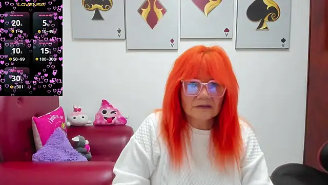 Salomeediaz  online show from June 4, 2026, 9:21 pm