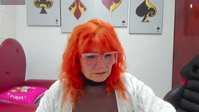 Salomeediaz  online show from June 10, 2026, 9:03 pm