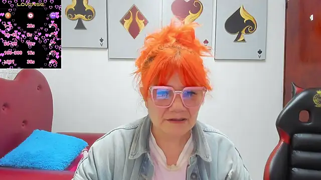Salomeediaz  online show from June 12, 2026, 9:14 pm