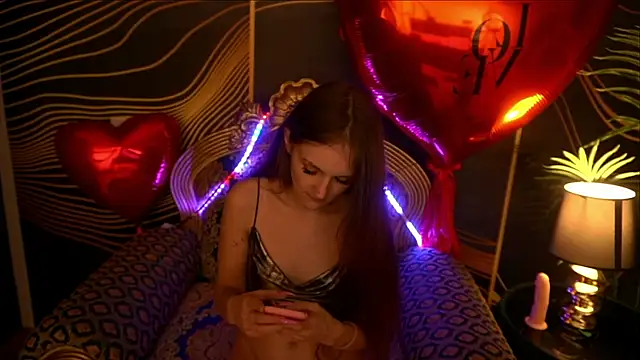 PamelaXX  online show from February 19, 2025, 3:06 am