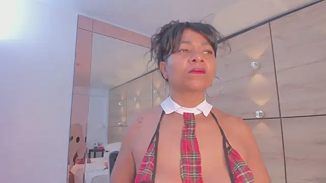 Snapshot of martina_touss chatting on October 20, 2025, 11:43 am martina touss online show from October 20, 2025, 11:43 am