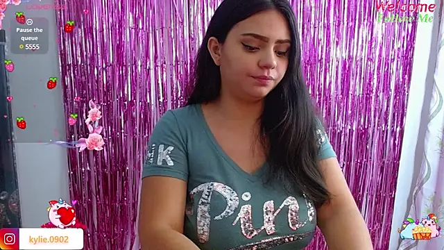 Snapshot of karol_9 chatting on January 21, 2025, 2:43 am karol 9 online show from January 21, 2025, 2:43 am