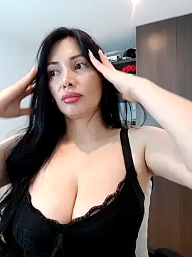  monicab online show from November 18, 2025, 12:05 am