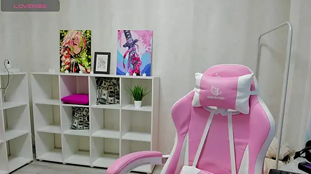 Snapshot of Stacey_Brown chatting on December 5, 2024, 1:25 am Stacey Brown online show from December 5, 2024, 1:25 am