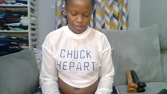 Snapshot of Petite_254 chatting on October 8, 2025, 10:51 pm Petite 254 online show from October 8, 2025, 10:51 pm