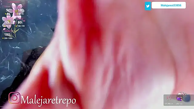 Maleja restrepoo online show from December 21, 2025, 1:29 pm