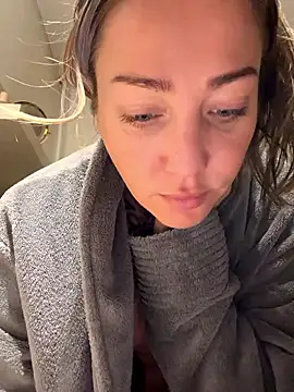 Snapshot of ElenaHaze chatting on January 24, 2025, 7:30 am ElenaHaze online show from January 24, 2025, 7:30 am