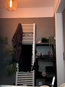 ElenaHaze online show from January 13, 2026, 7:57 am