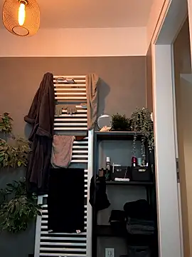 ElenaHaze online show from January 17, 2026, 7:57 am