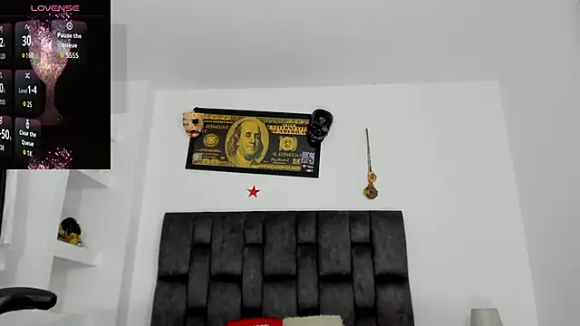 MattRodriguez9 online show from November 1, 2025, 11:01 am