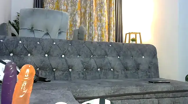 Snapshot of Sexy_lla chatting on February 21, 2025, 6:29 am Sexy lla online show from February 21, 2025, 6:29 am