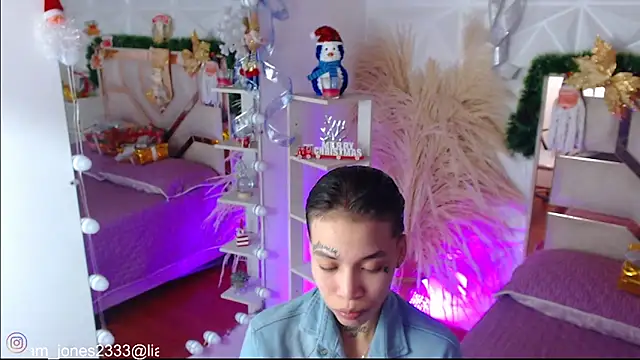 Jonesliam23 online show from December 16, 2025, 7:30 pm