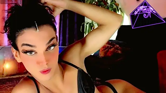 the-horus-girl online show from May 1, 2026, 2:38 am