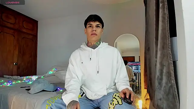 Snapshot of Jordyrodriiguez chatting on December 25, 2024, 6:52 am Jordyrodriiguez online show from December 25, 2024, 6:52 am