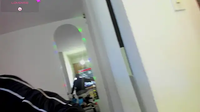 Snapshot of Jordyrodriiguez chatting on January 5, 2025, 12:52 am Jordyrodriiguez online show from January 5, 2025, 12:52 am