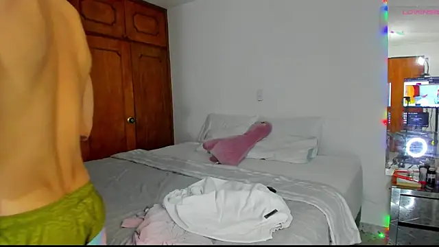 Snapshot of Jordyrodriiguez chatting on February 7, 2025, 3:23 am Jordyrodriiguez online show from February 7, 2025, 3:23 am