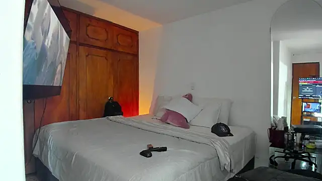 Snapshot of Jordyrodriiguez chatting on February 27, 2025, 8:31 pm Jordyrodriiguez online show from February 27, 2025, 8:31 pm