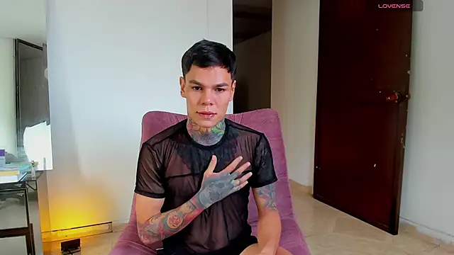 Snapshot of Jordyrodriiguez chatting on October 13, 2025, 5:24 pm Jordyrodriiguez online show from October 13, 2025, 5:24 pm