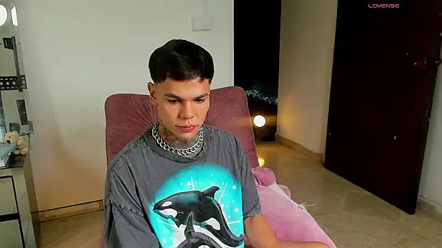 Snapshot of Jordyrodriiguez chatting on October 18, 2025, 2:07 pm Jordyrodriiguez online show from October 18, 2025, 2:07 pm