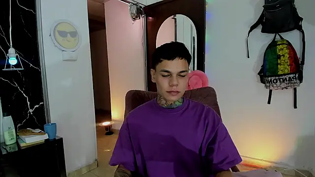 Snapshot of Jordyrodriiguez chatting on November 18, 2025, 1:44 am Jordyrodriiguez online show from November 18, 2025, 1:44 am