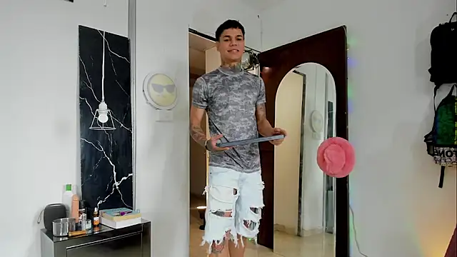 Snapshot of Jordyrodriiguez chatting on November 23, 2025, 8:08 pm Jordyrodriiguez online show from November 23, 2025, 8:08 pm